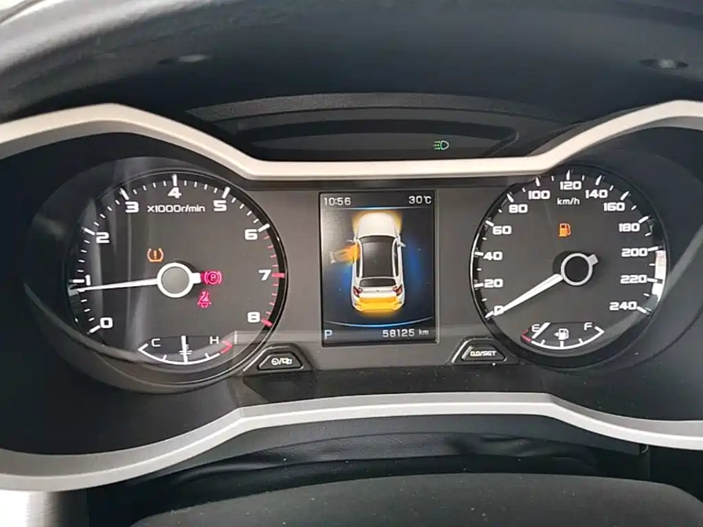 Geely Emgrand GS 2019 — фото 12