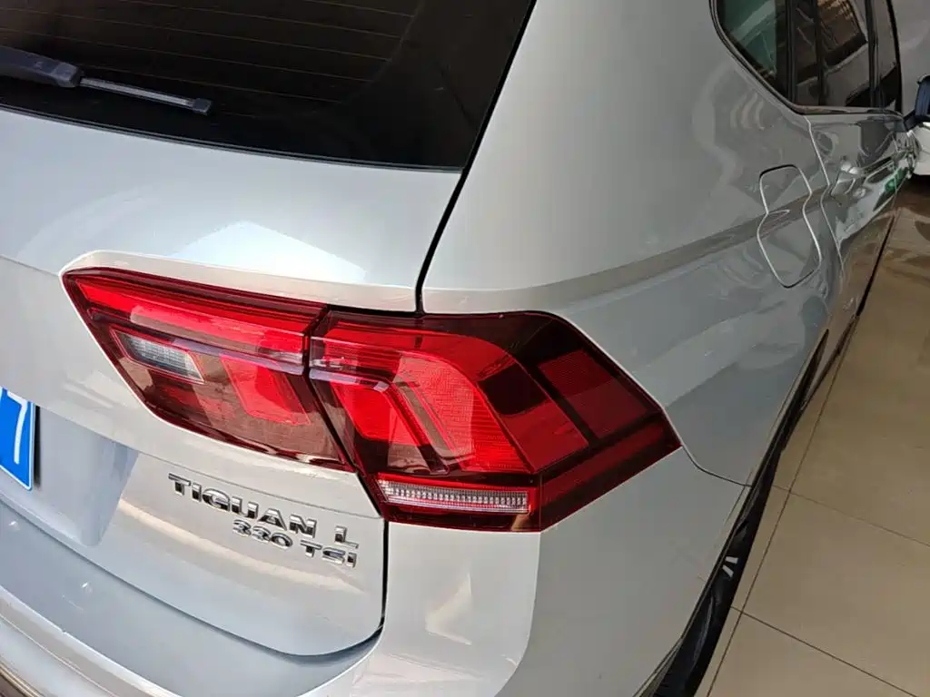 Volkswagen Tiguan L 2020 — фото 8