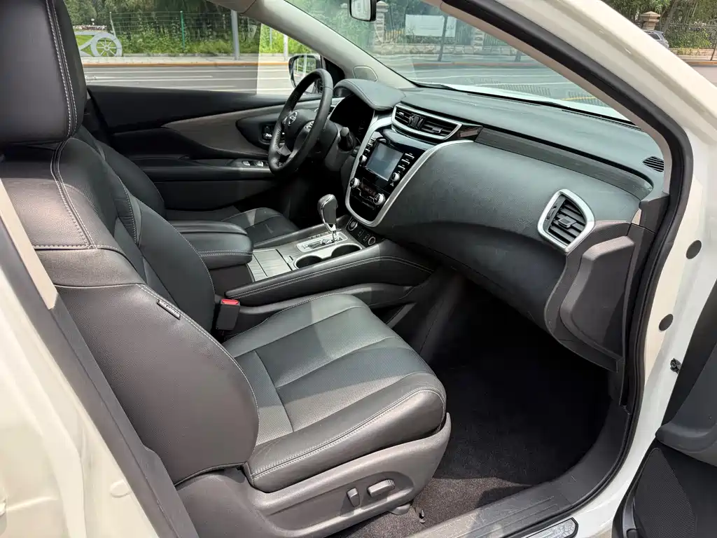 Nissan Murano 2018 — фото 20
