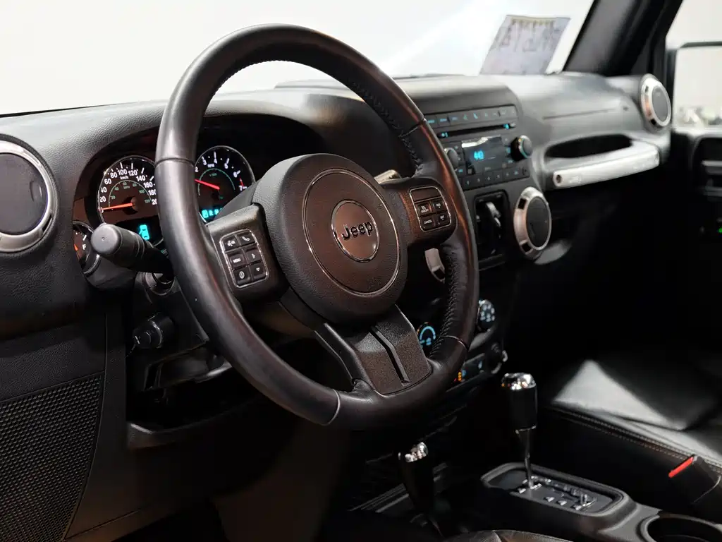 Jeep Wrangler 2018 — фото 6