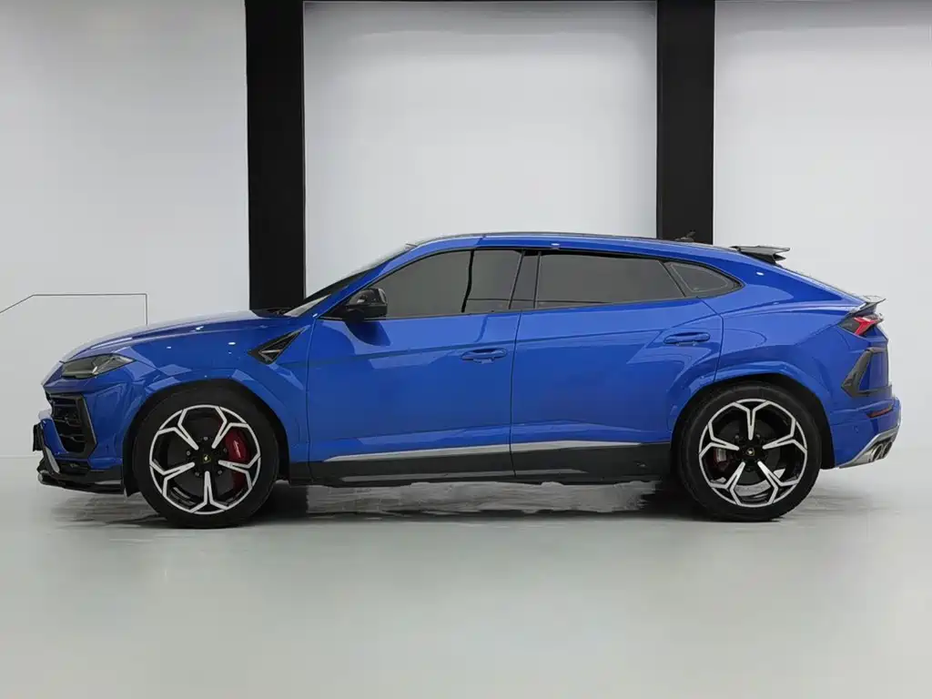 Lamborghini Urus 2021 — фото 7
