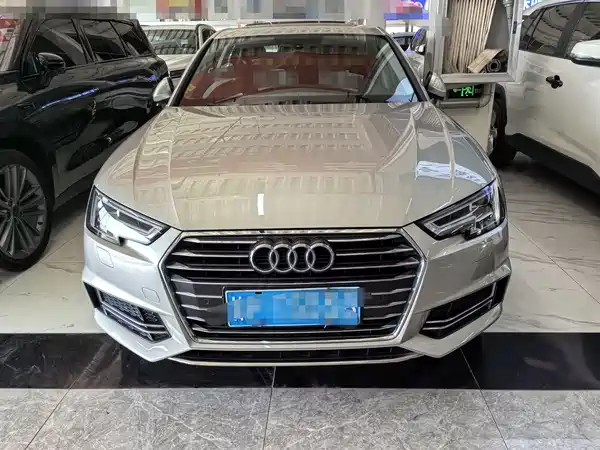 Audi A4L 2019