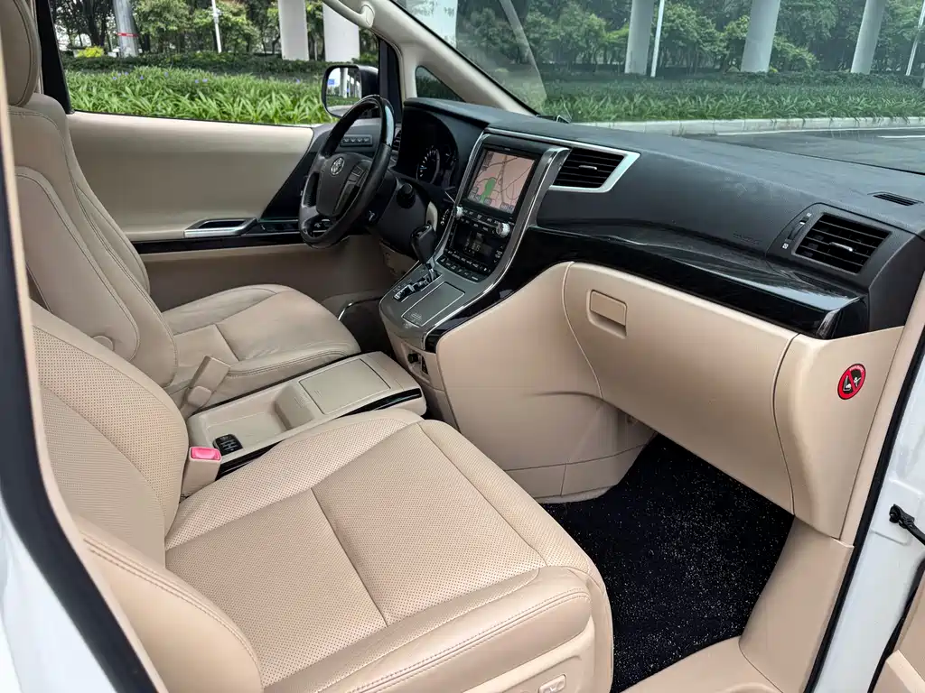 Toyota Alphard 2012 — фото 6