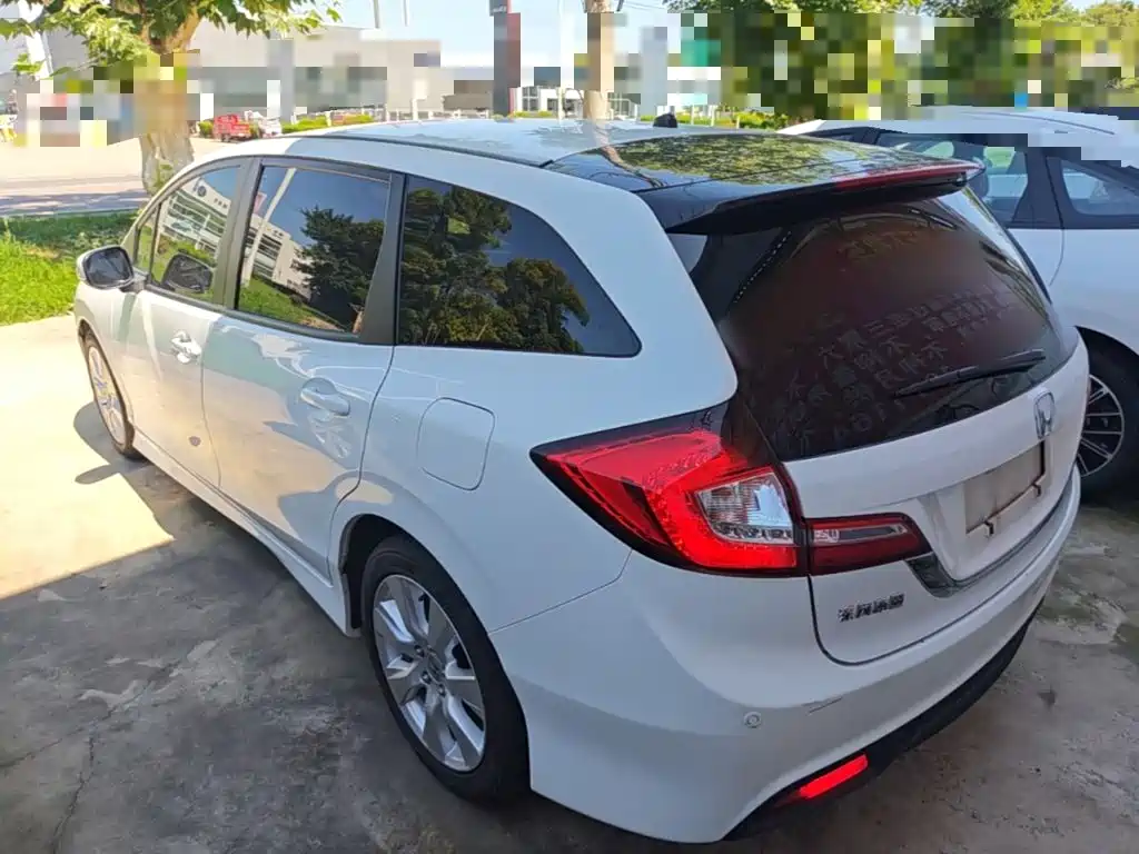 Honda Jade 2016 — фото 5