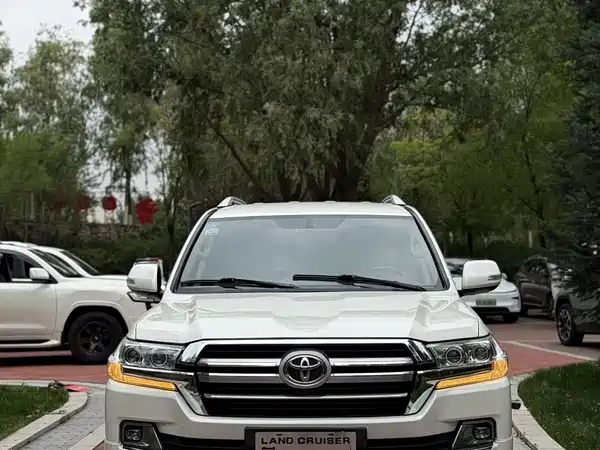 Toyota Land Cruiser 2018