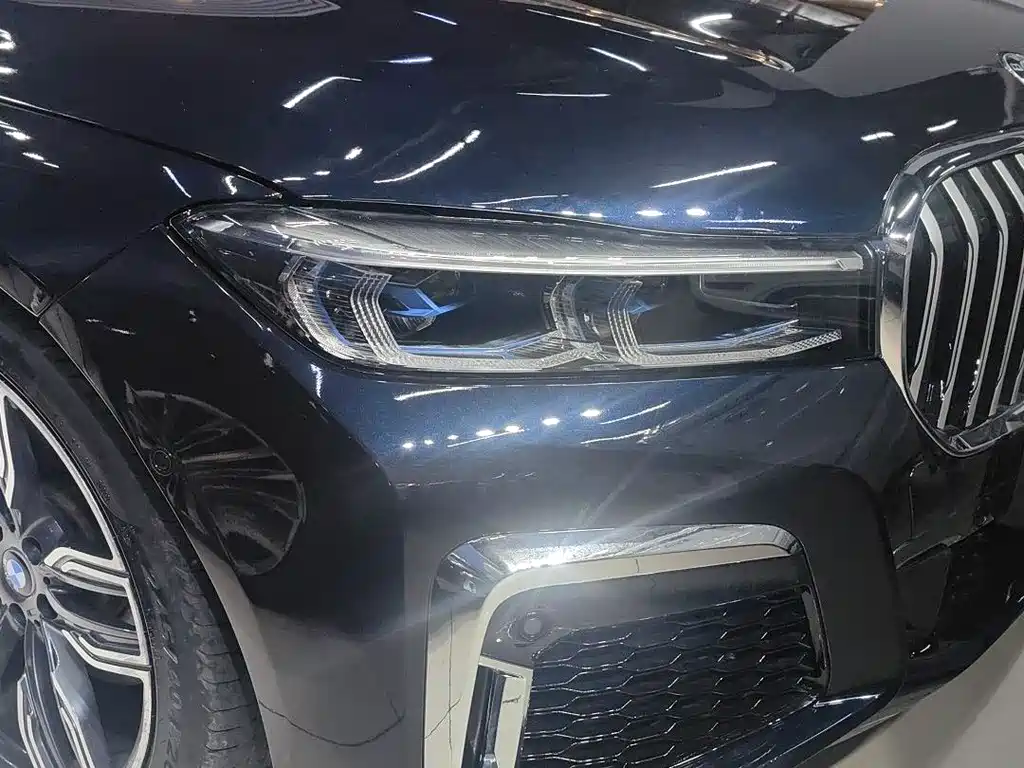 BMW 7 Series 2018 — фото 13