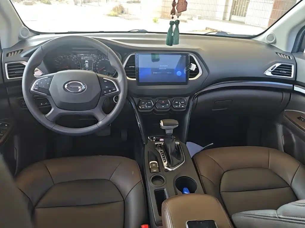 GAC Motor Trumpchi GS4 2018 — фото 10