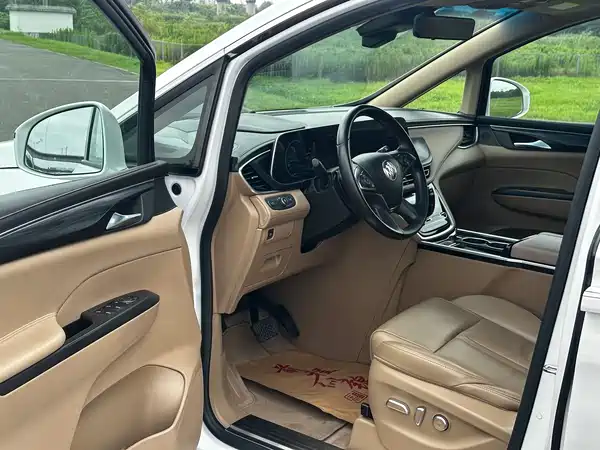 Buick GL8 2021