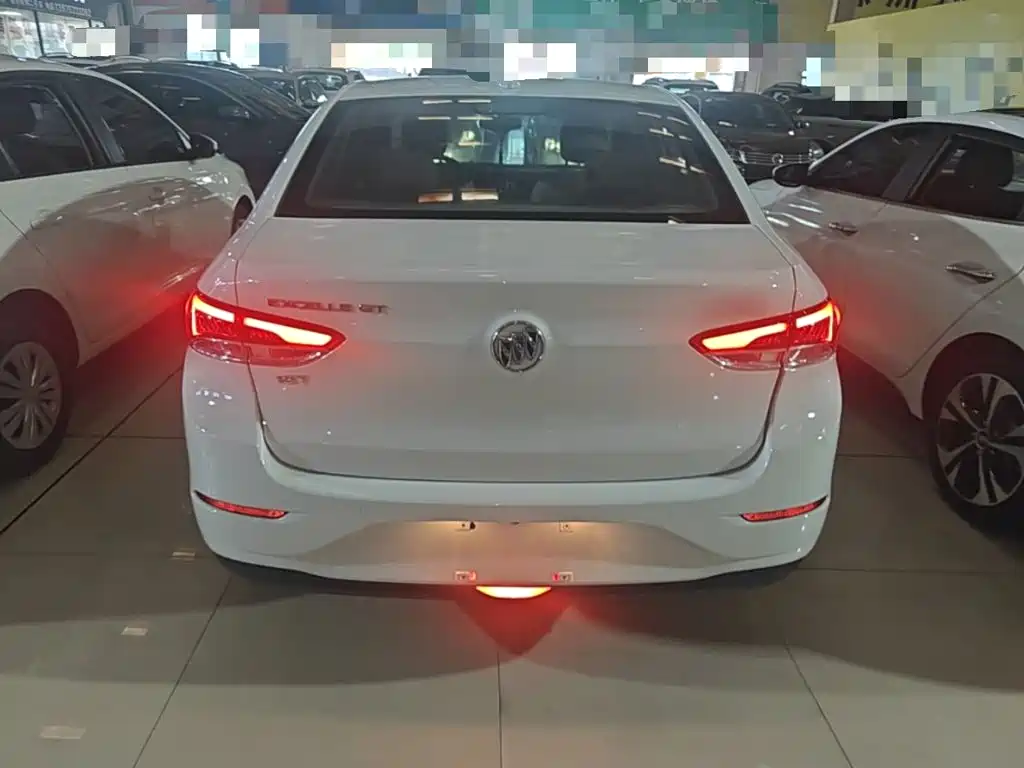 Buick Excelle 2020