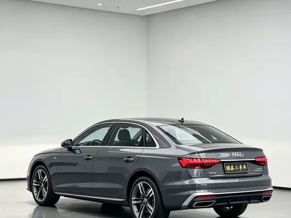 Audi A4L 2020