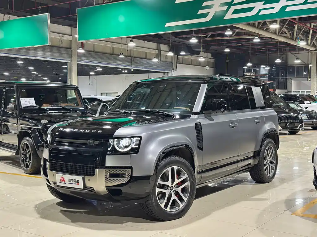 Land Rover Defender 2022 — фото 1