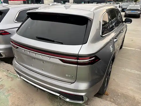Geely Xingyue L 2024