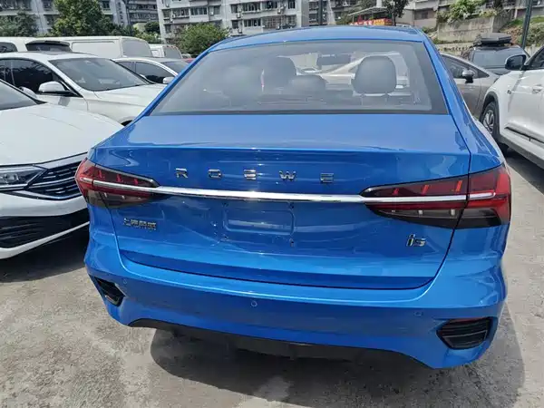 Roewe i5 2021