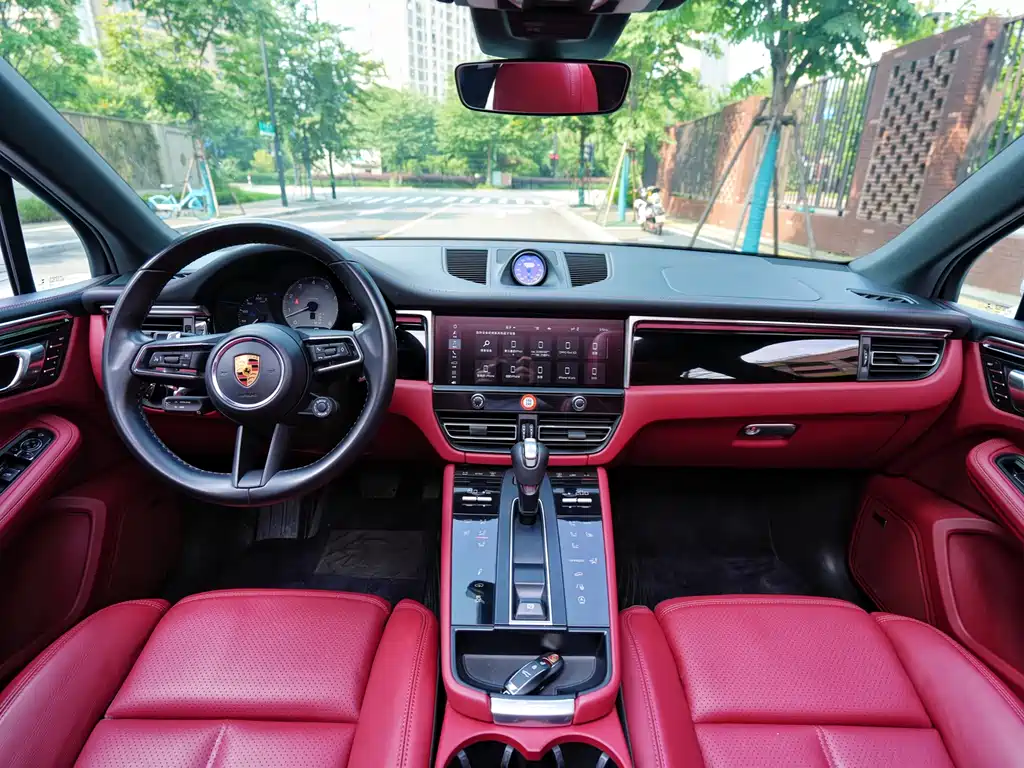 Porsche Macan 2022