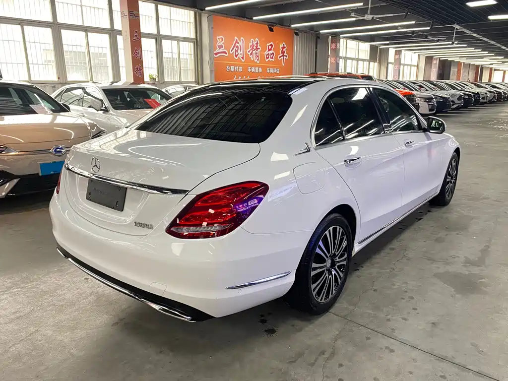 Mercedes-Benz C-Class 2016