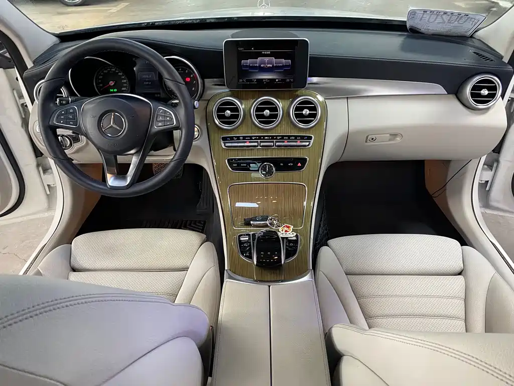 Mercedes-Benz C-Class 2016 — фото 15