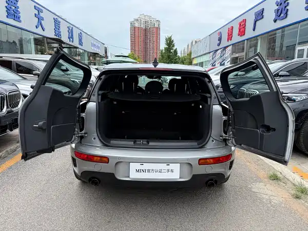 MINI Clubman 2024