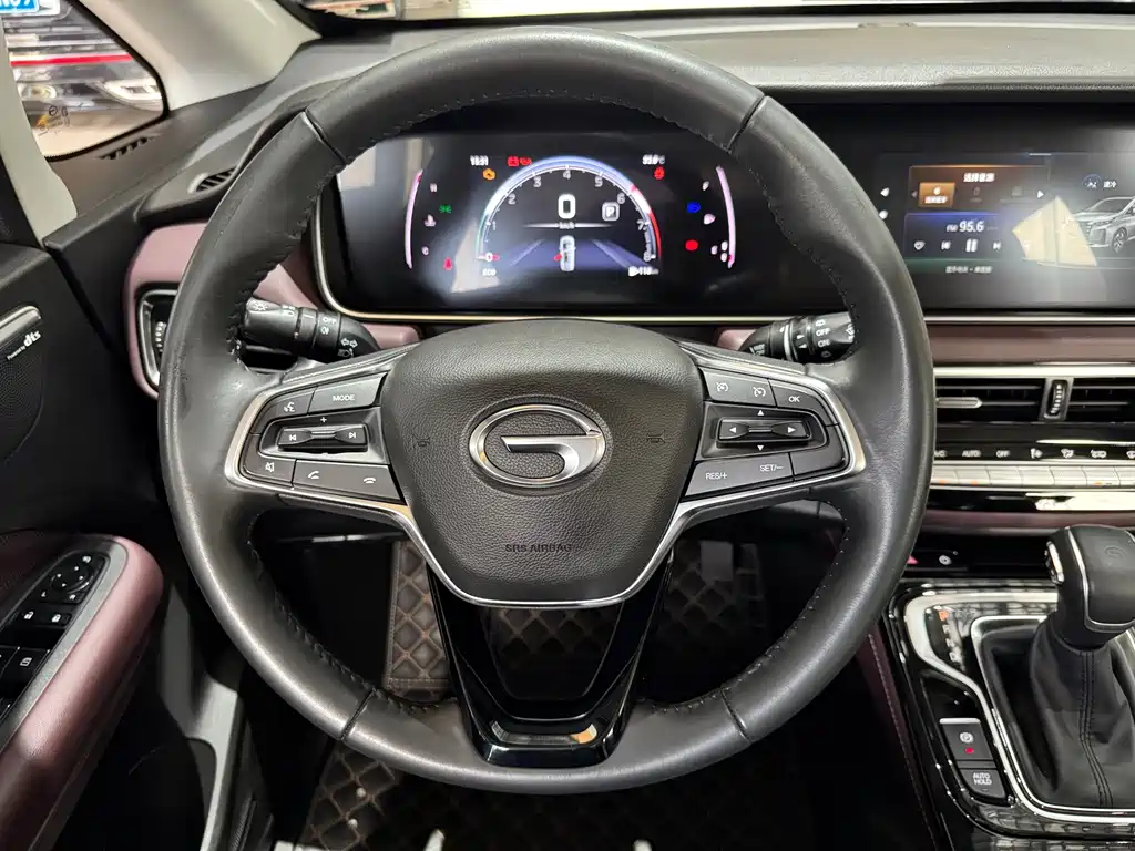 GAC Trumpchi M6 2023 — фото 13