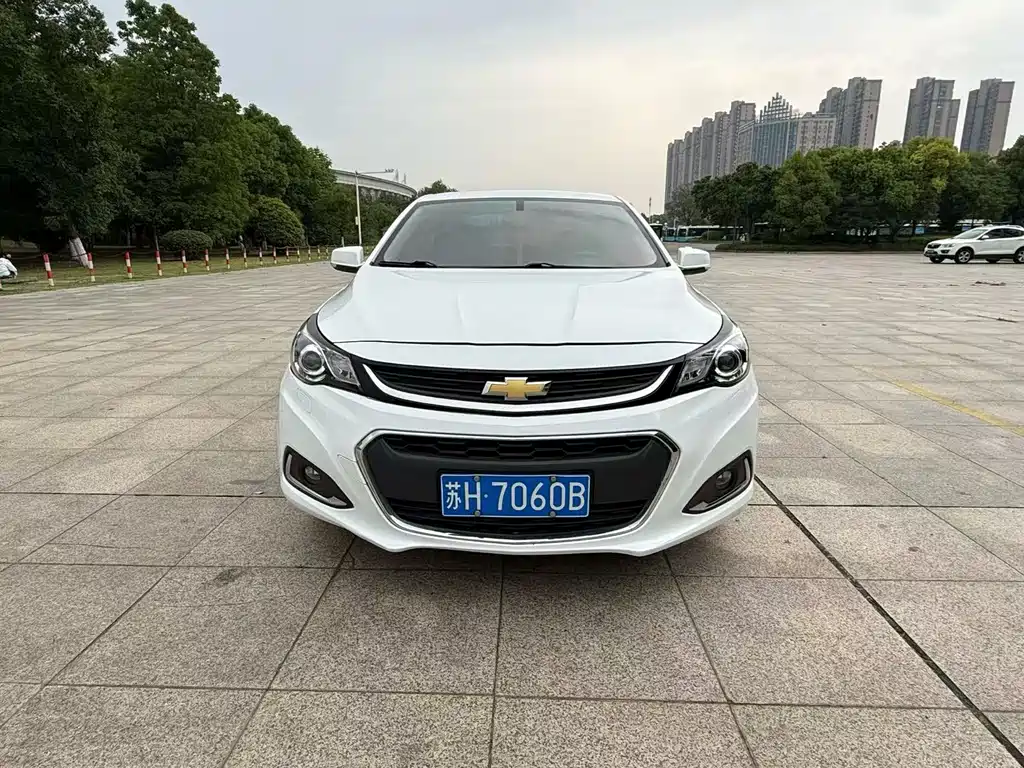 Chevrolet Malibu 2018 — фото 2