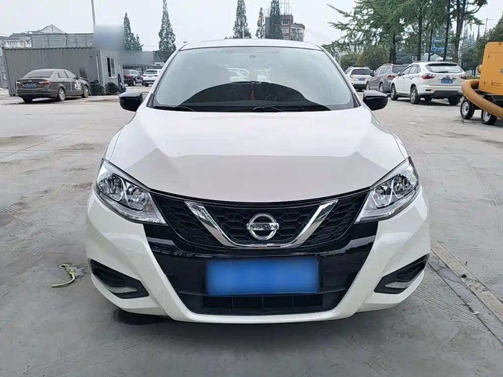 Nissan Tiida 2021