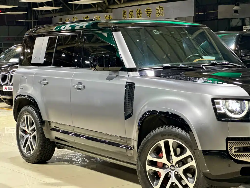 Land Rover Defender 2022 — фото 7