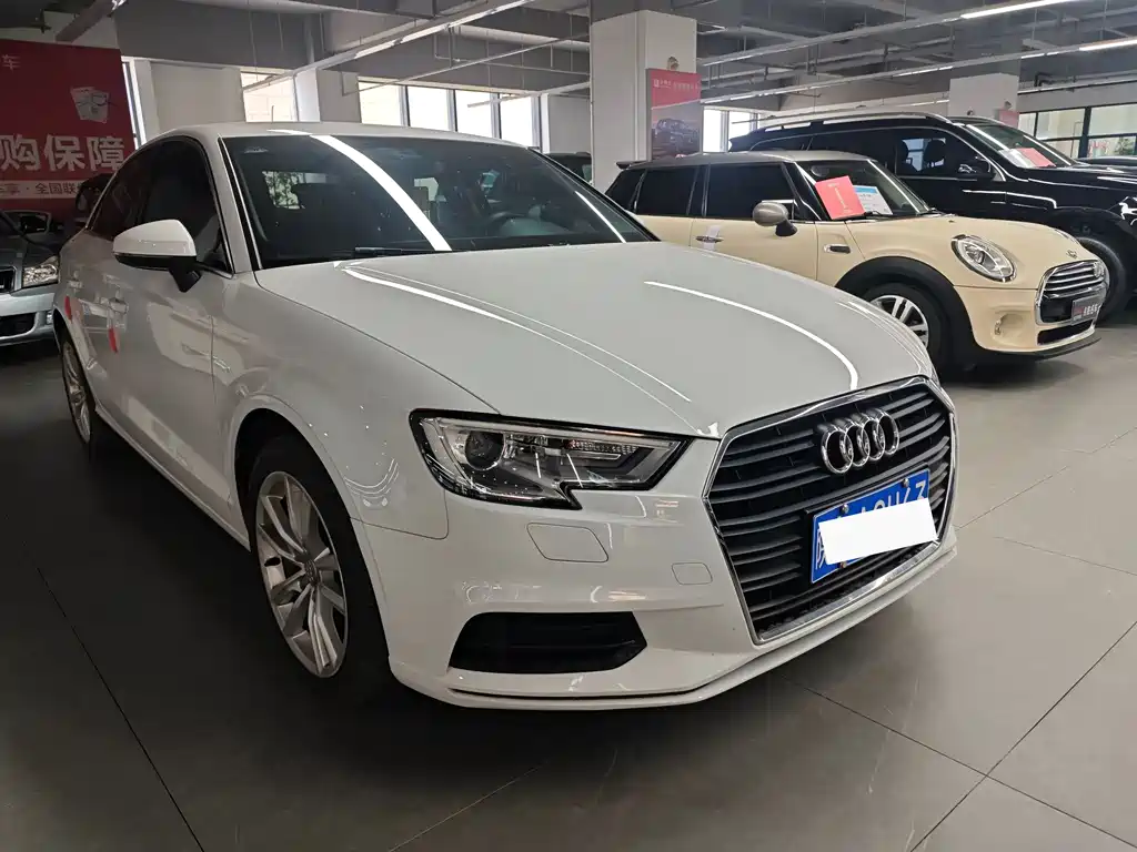 Audi A3 2017 — фото 2