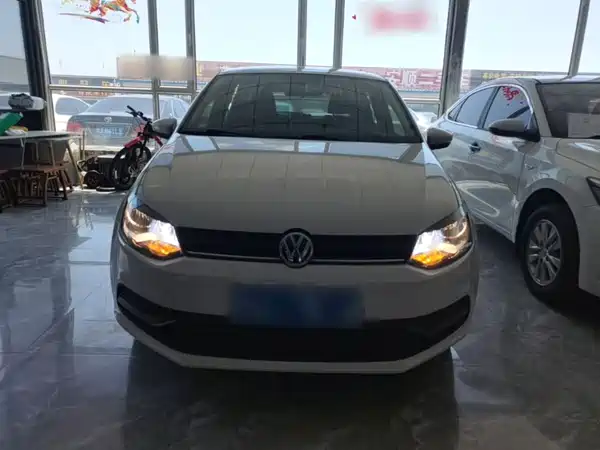 Volkswagen Polo 2016