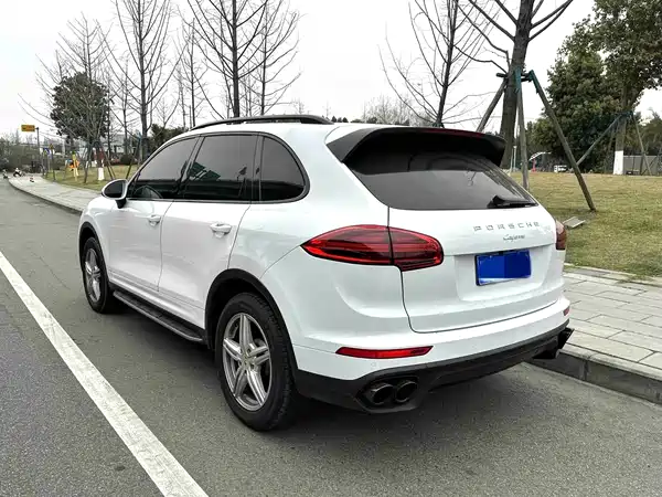 Porsche Cayenne 2015
