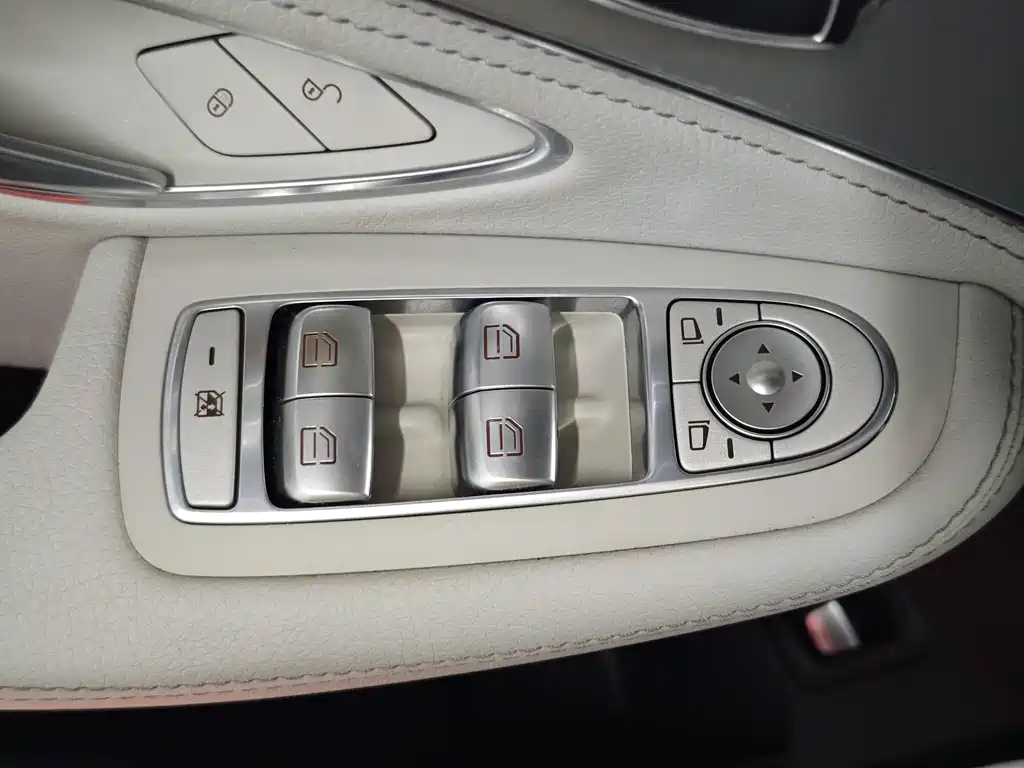 Mercedes-Benz C-Class 2015