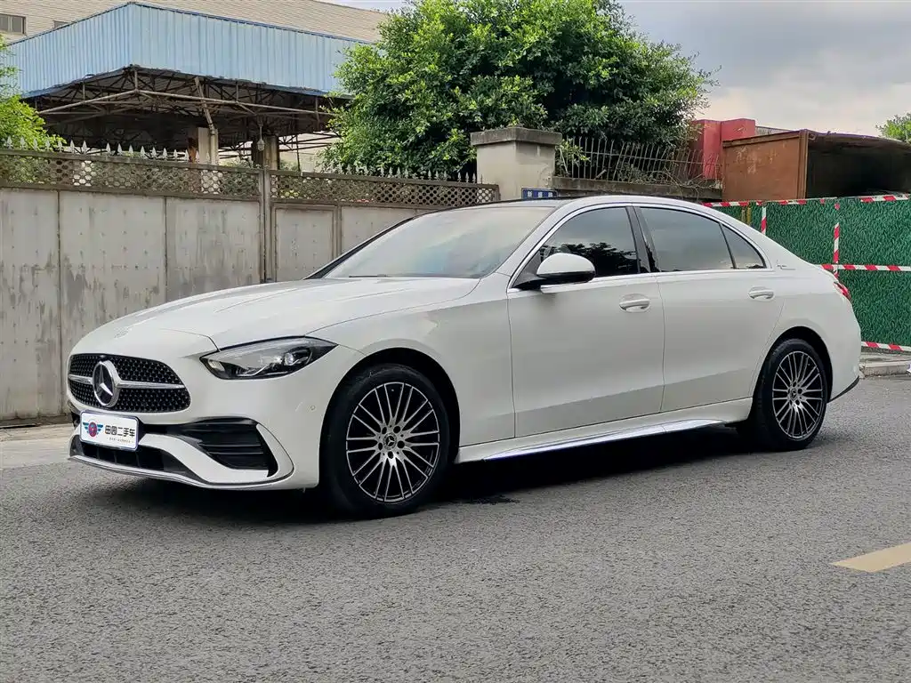 Mercedes-Benz C-Class 2022