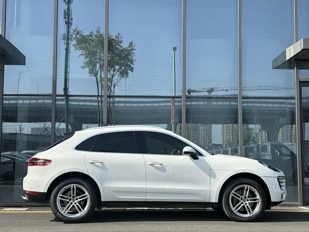 Porsche Macan 2015 — фото 4
