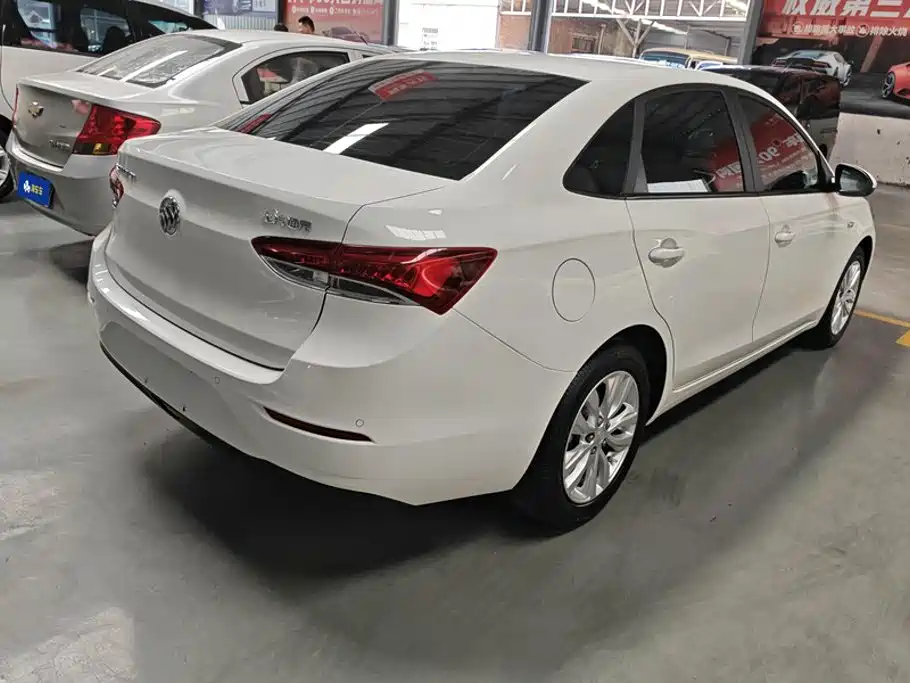 Buick Excelle GT 2021 — фото 3