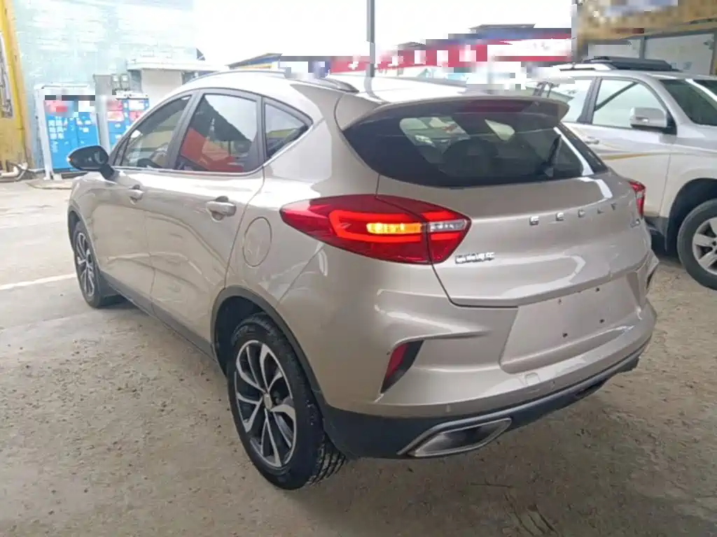 Geely Emgrand GS 2020 — фото 5
