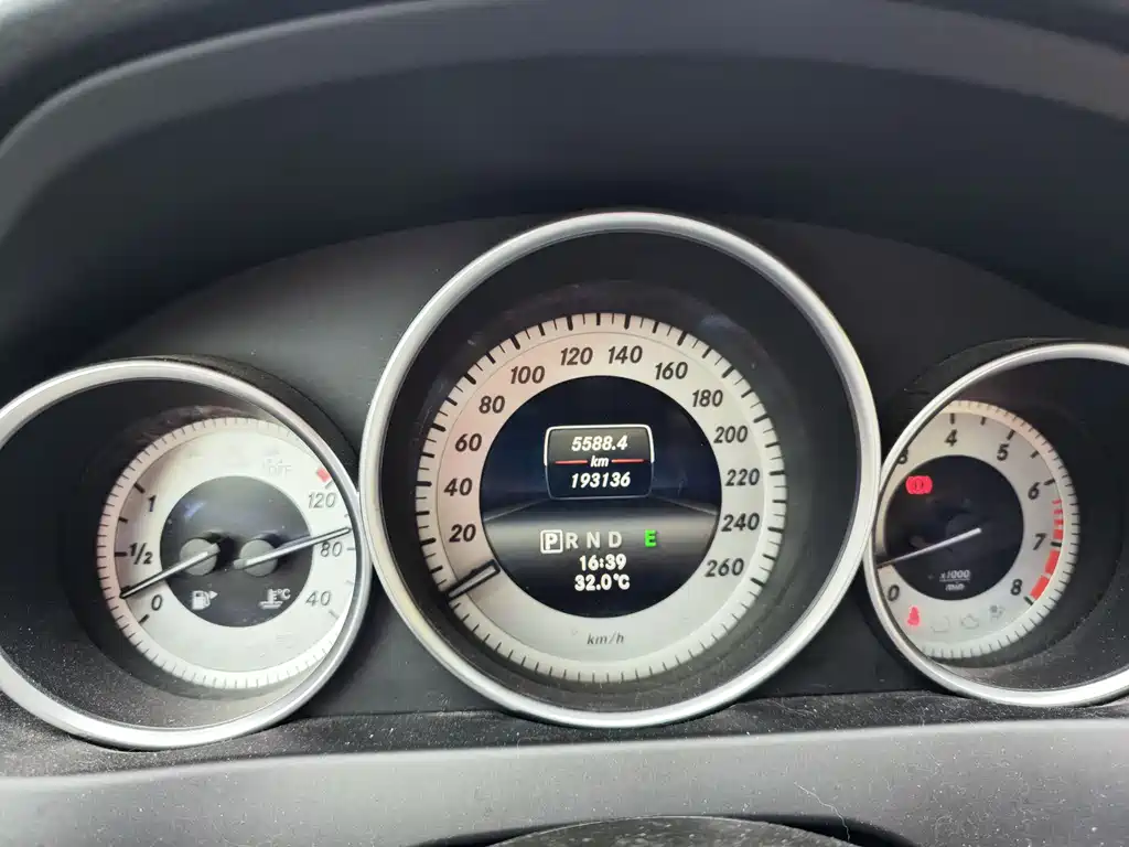 Mercedes-Benz C-Class 2014 — фото 15