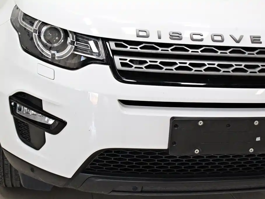 Land Rover Discovery Sport 2019 — фото 2
