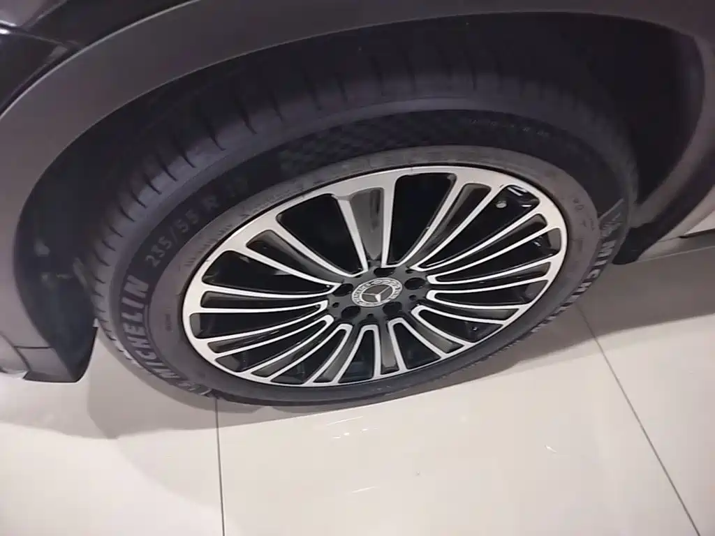 Mercedes-Benz GLC 2019 — фото 23
