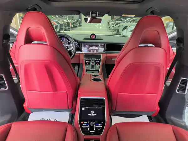 Porsche Panamera 2020