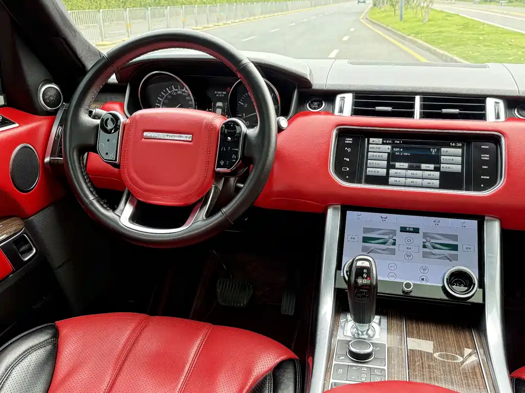 Land Rover Range Rover Sport 2015 — фото 14