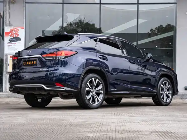 Lexus RX 2021