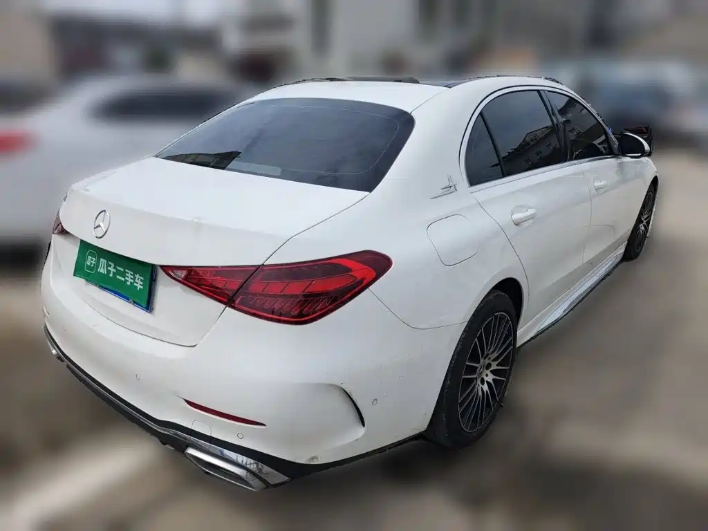 Mercedes-Benz C-Class 2025