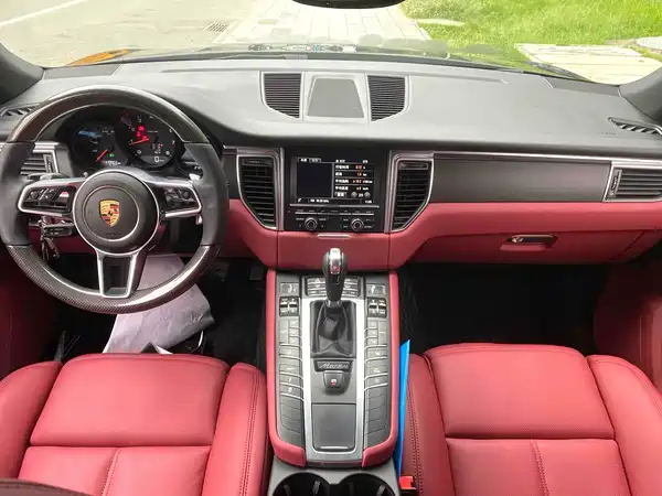 Porsche Macan 2015