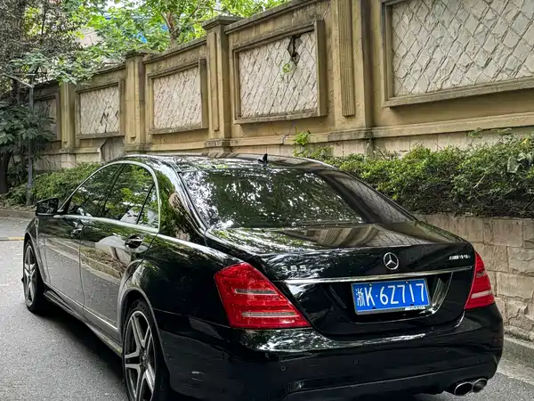 Mercedes-Benz S-Class AMG 2011