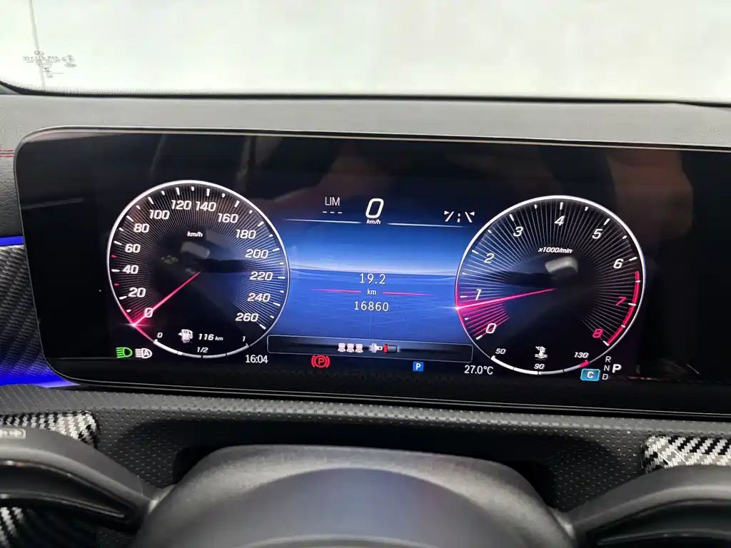Mercedes-Benz A-Class 2025 — фото 15