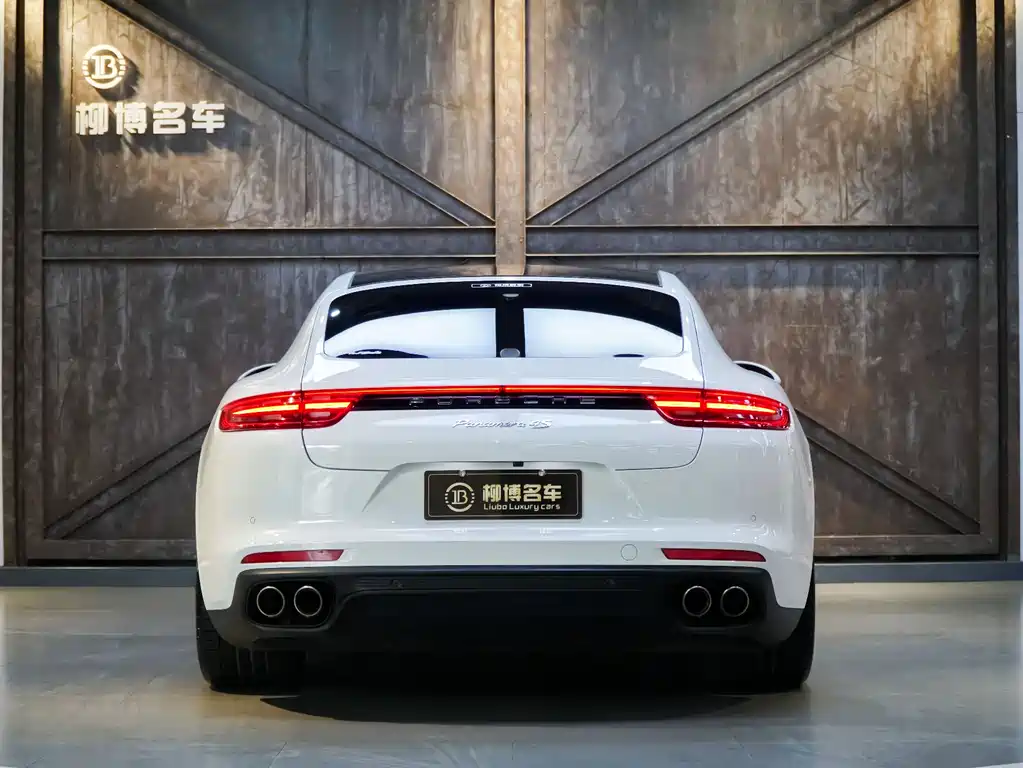 Porsche Panamera 2017