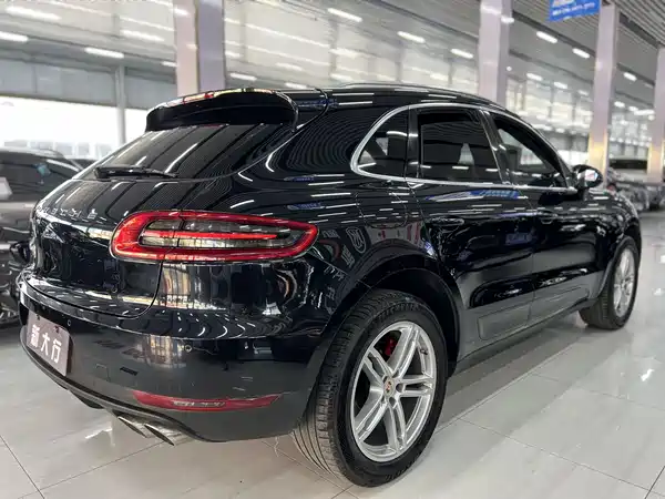 Porsche Macan 2017