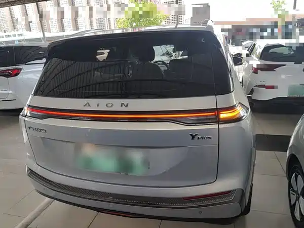 Aion Y 2023