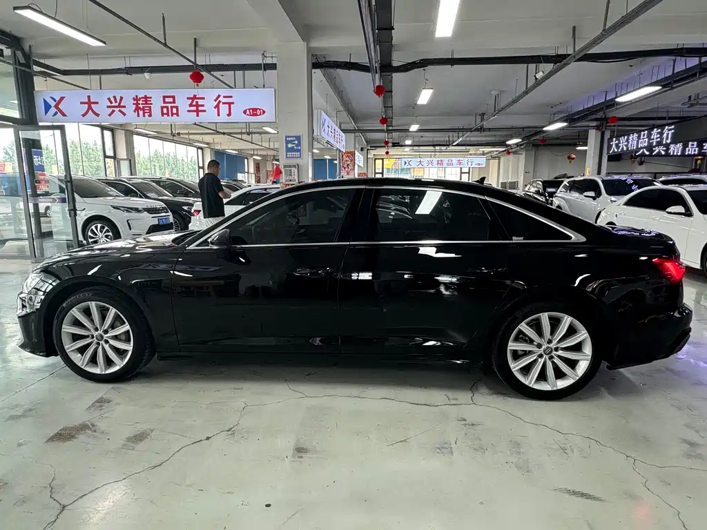 Audi A6L 2020