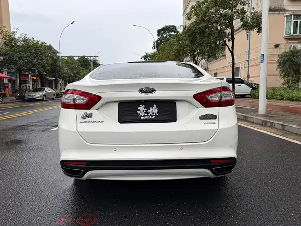 Ford Mondeo 2015