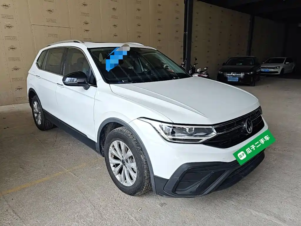 Volkswagen Tiguan L 2024 — фото 4