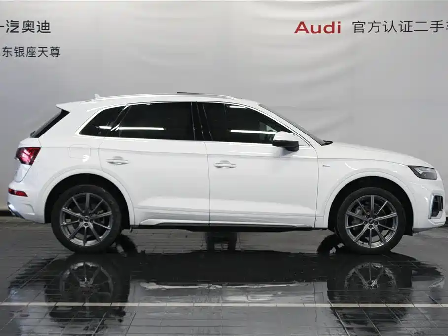 Audi Q5L 2023 — фото 4